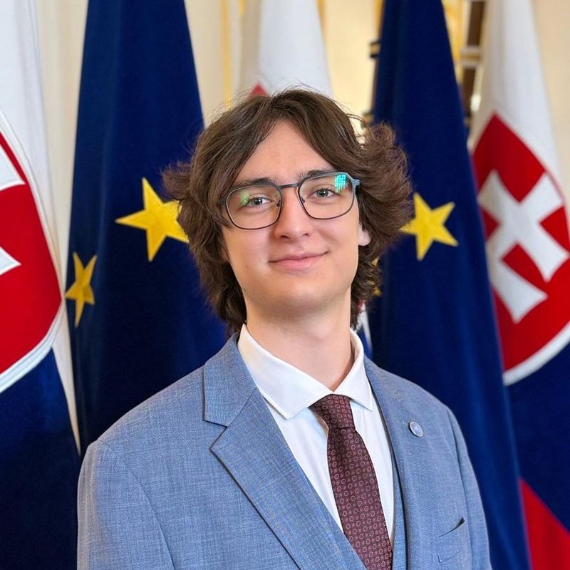 Adam Solár