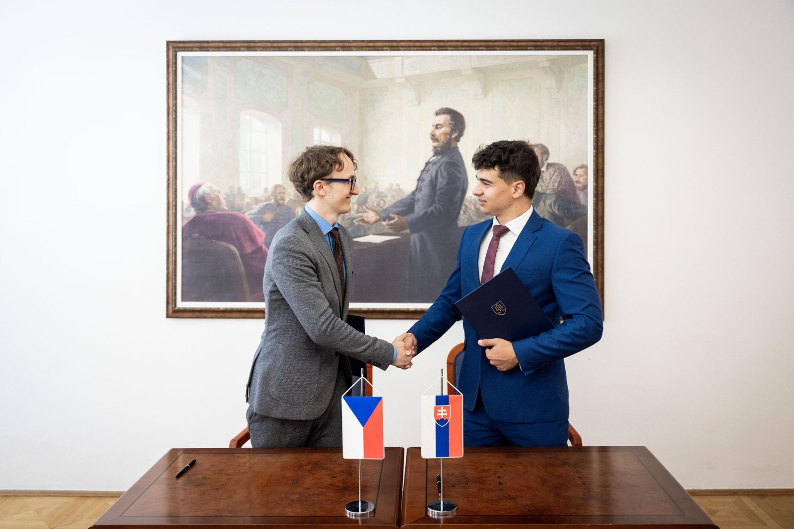 Podpis memoranda s Modelovým parlamentom Česka
